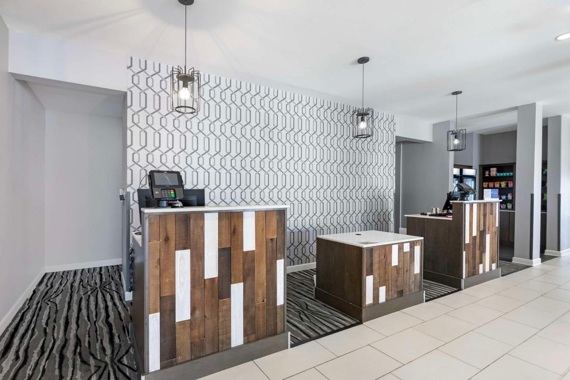 Best Western Plus Executive Residency Marion Extérieur photo